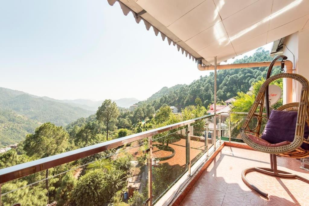 Kasauli Edge Apt With Balcony Esterno foto