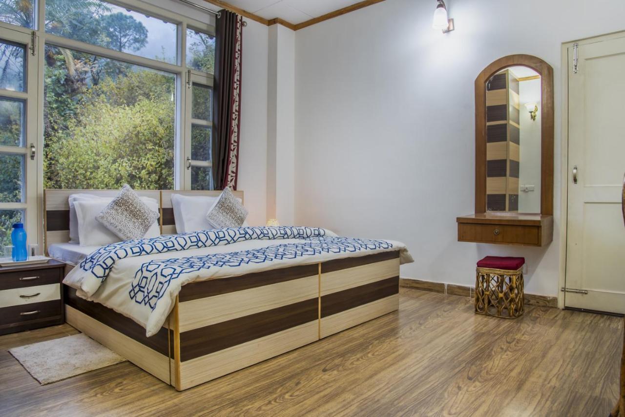 Kasauli Edge Apt With Balcony Esterno foto